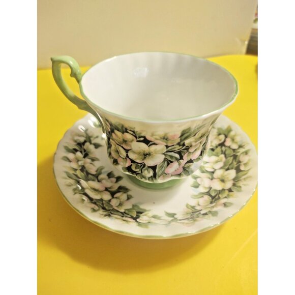 Vintage Royal Albert Tea Cup and Saucer Set, Fragrance Series, Orange Blossom - Picture 6 of 12